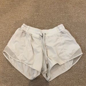 Lululemon Hotty hot short *2.5*